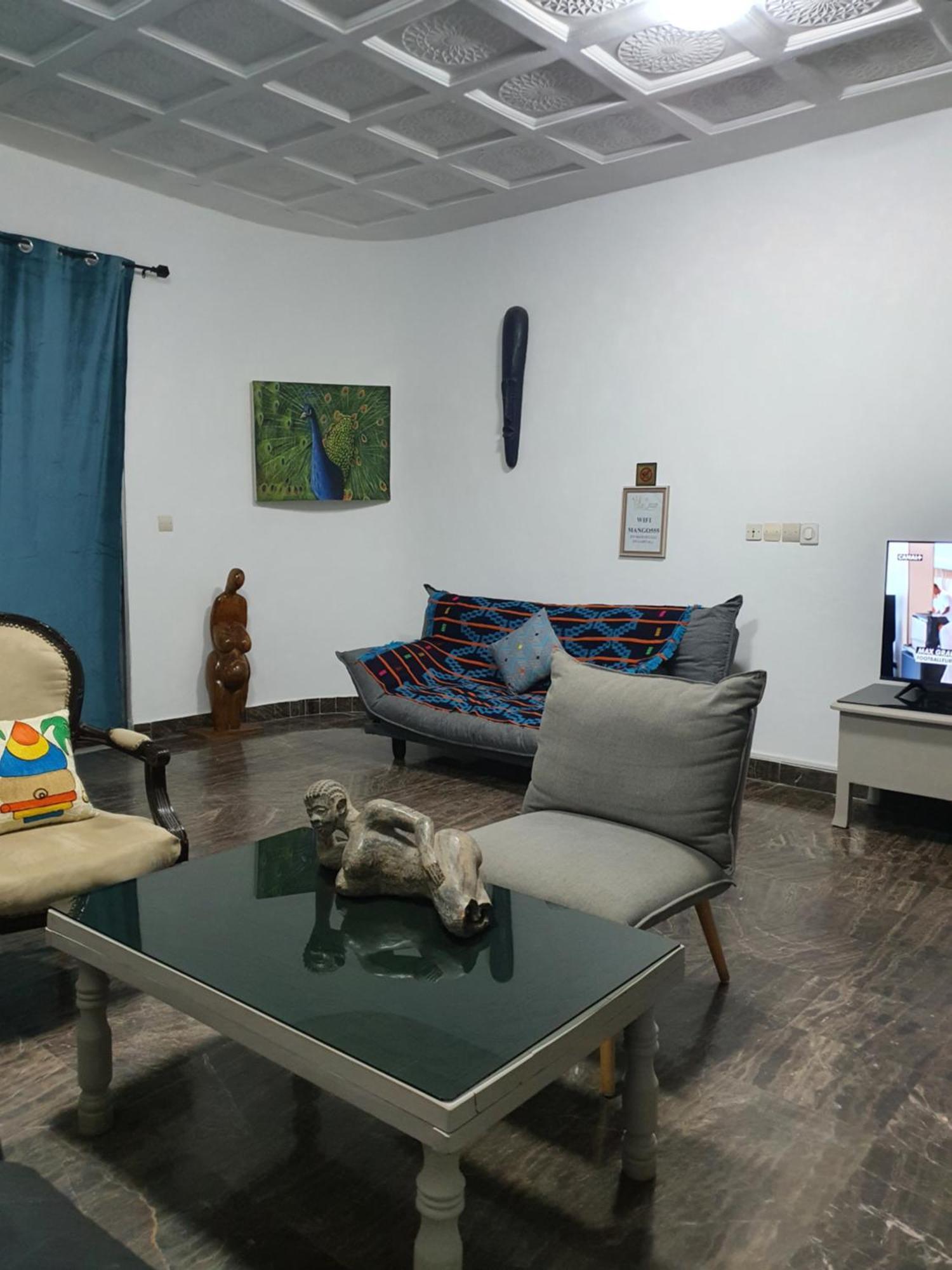 Villa Mango Абиджан Екстериор снимка